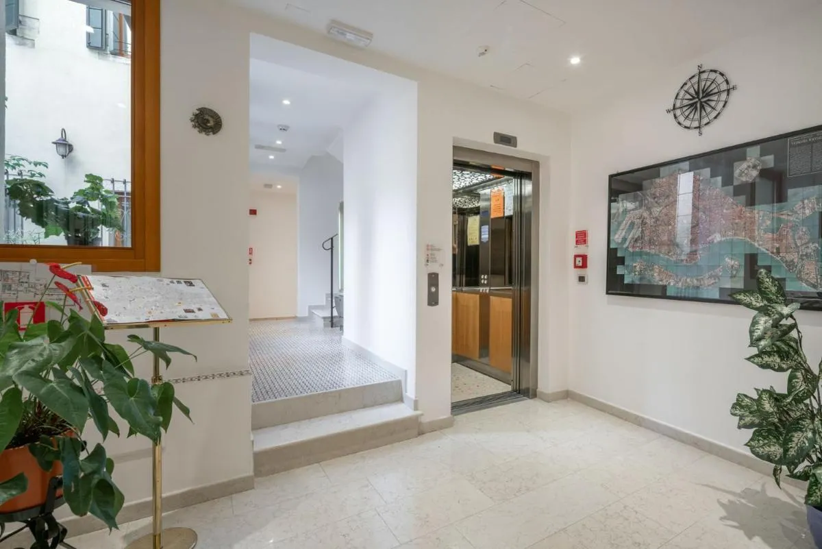 Image 1 of Hotel Antigo Trovatore