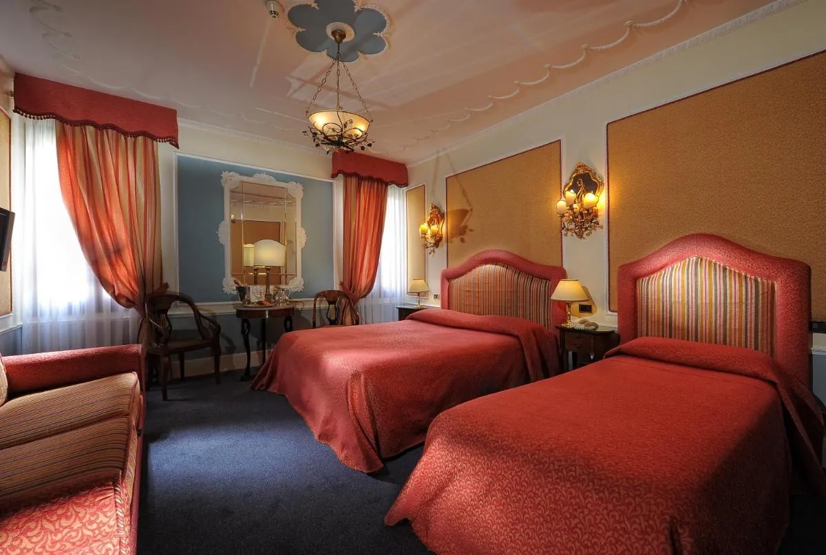 Image 5 of Hotel Arlecchino