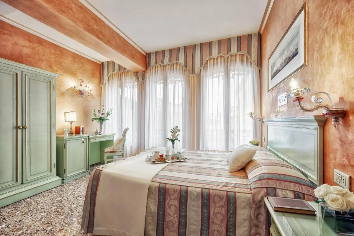 Image 6 of Hotel Firenze