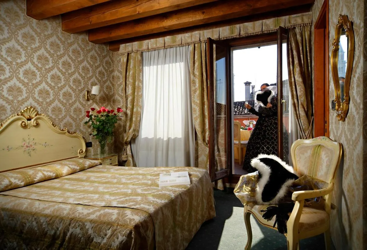 Image 1 of Hotel Gorizia a La Valigia