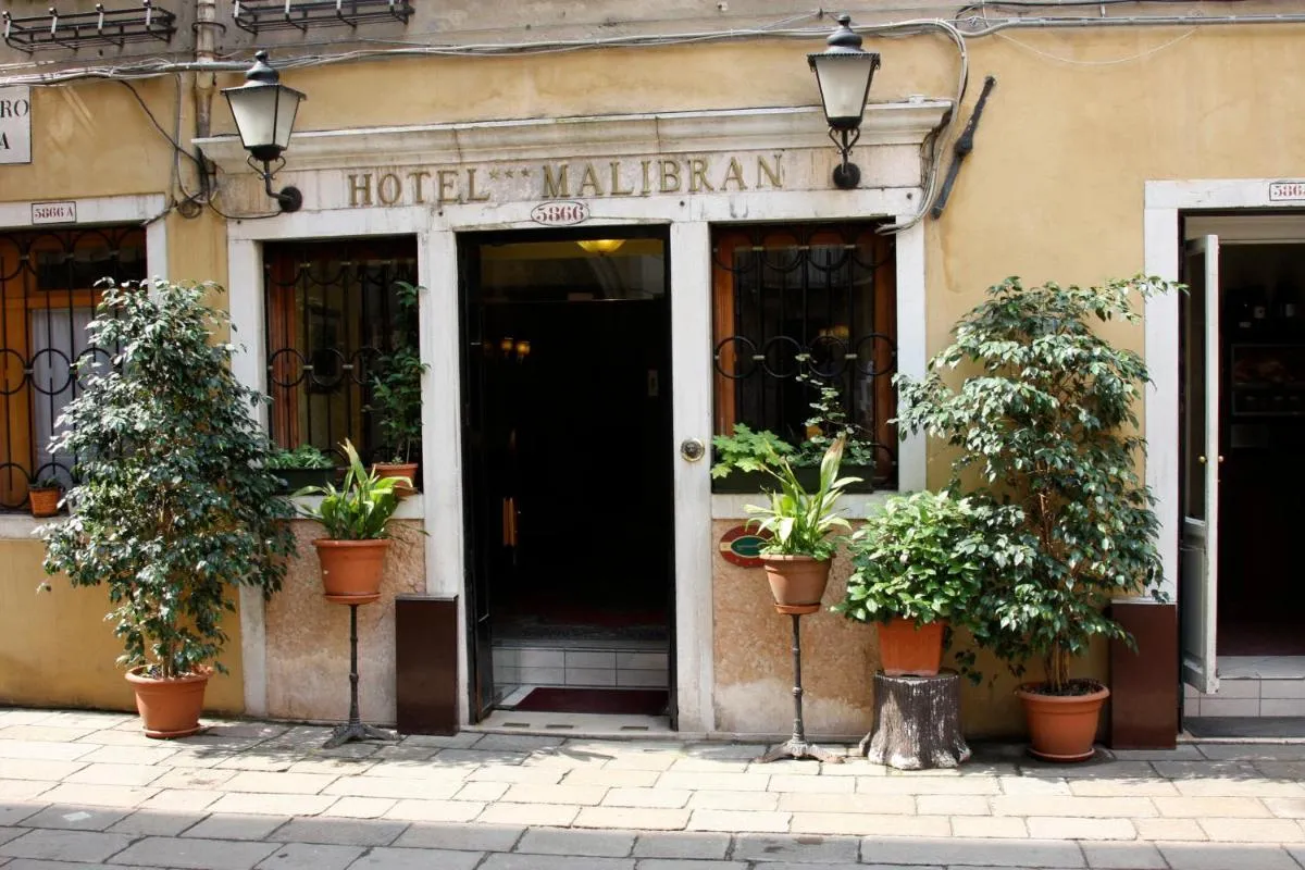 Image 5 of Hotel Malibran