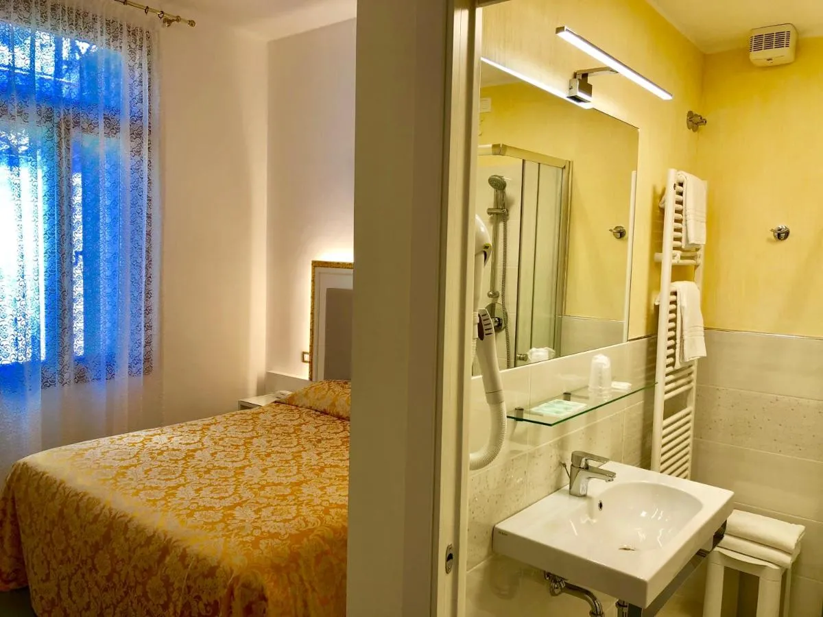 Image 2 of Hotel Marte