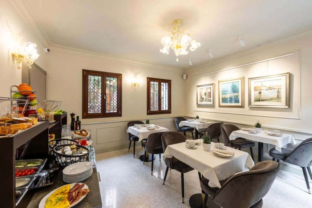 Image 3 of Hotel Palazzina Sardi