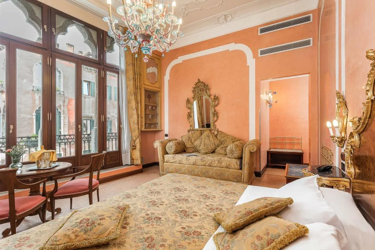 Image 1 of Hotel San Moisè