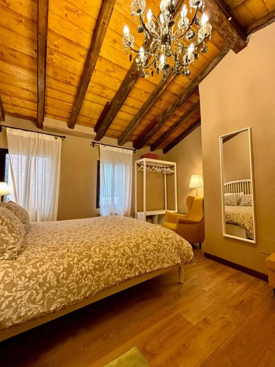 Image 3 of Incantevole Casetta Veneziana