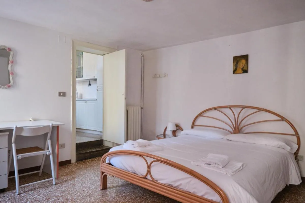 Image 6 of Lustraferi Apartment