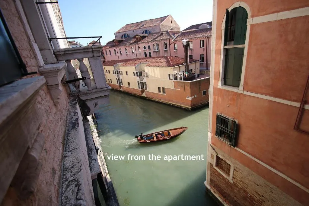 Image of MARCO Canal-views