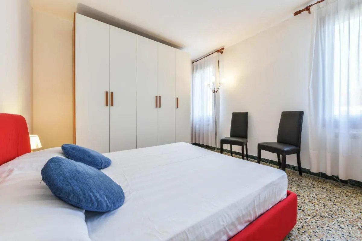 Image 1 of Mascareta, central apartment