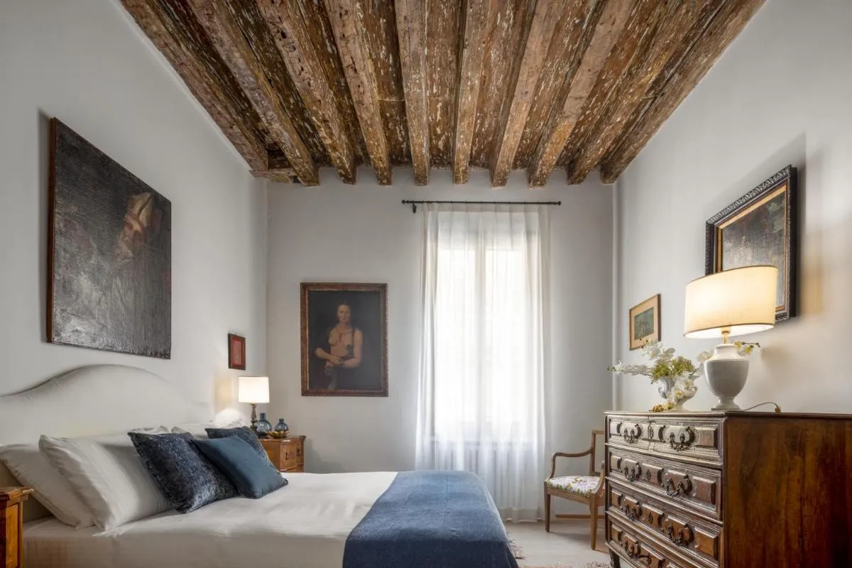 Image 1 of Miracoli Apartment with View on the Canal R&R