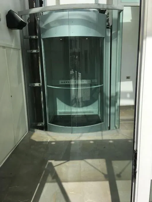 Image 6 of Modern sunny apartment in residental area