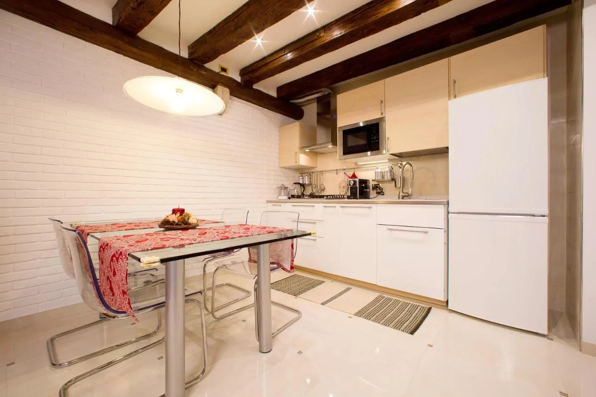 Image 6 of Moretta Apartment