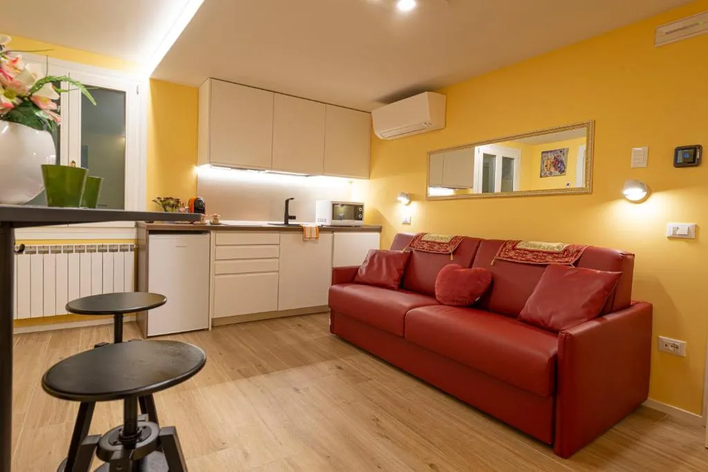 Image of NINA SWEET HOME IN VENICE