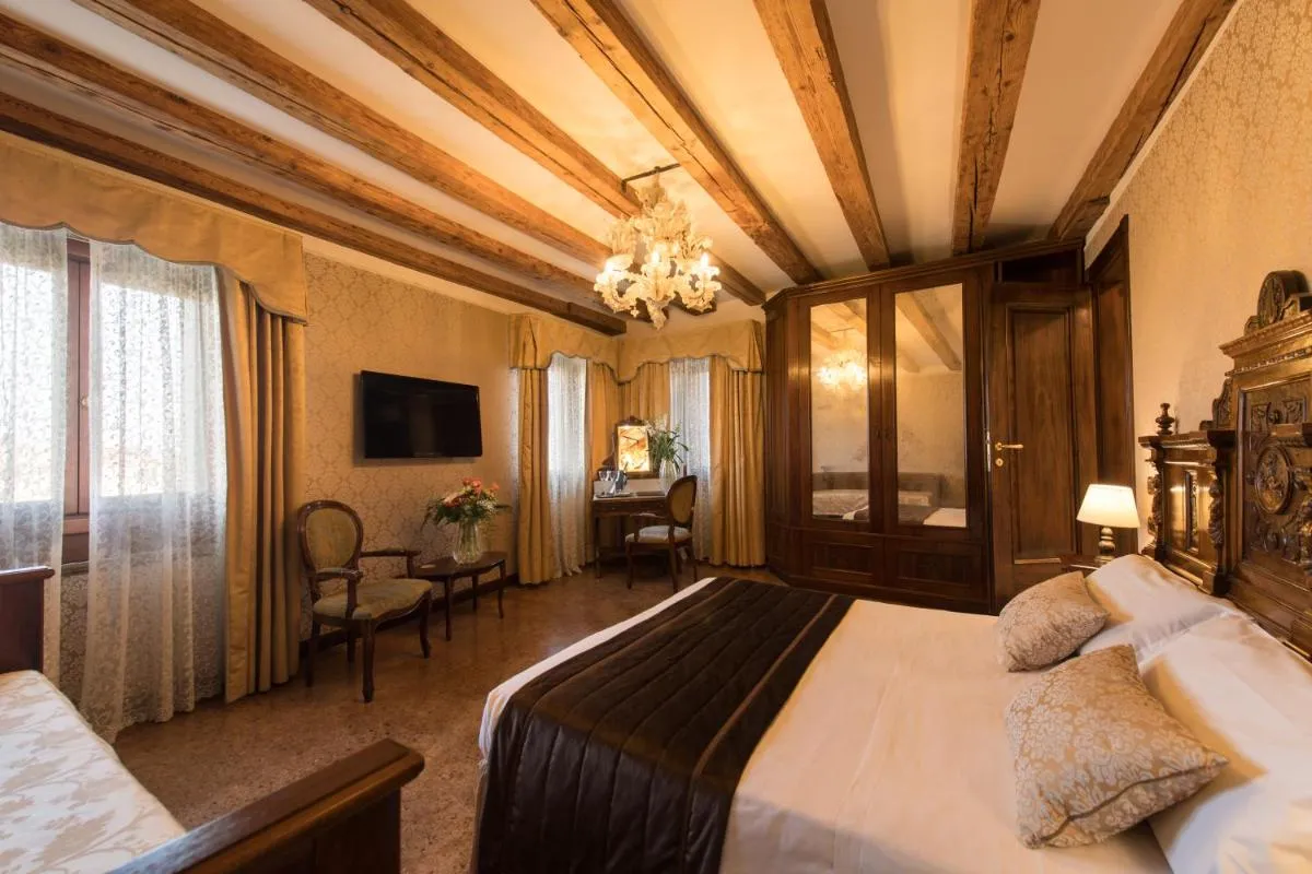 Image 4 of Palazzo Bembo – Exclusive Accommodation