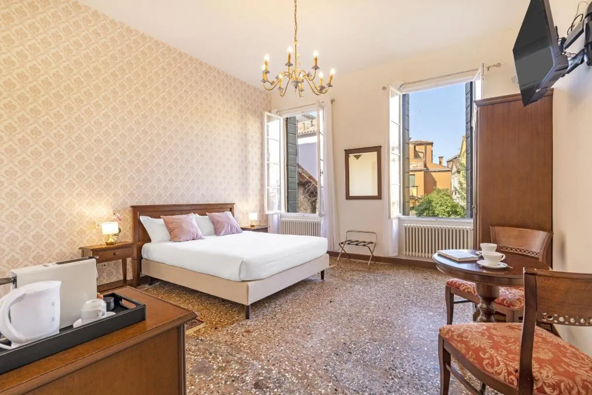 Image 1 of Residenza Centopietre – Dorsoduro by Wonderful Italy