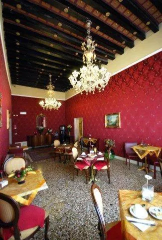 Image 3 of Residenza Hotel San Maurizio