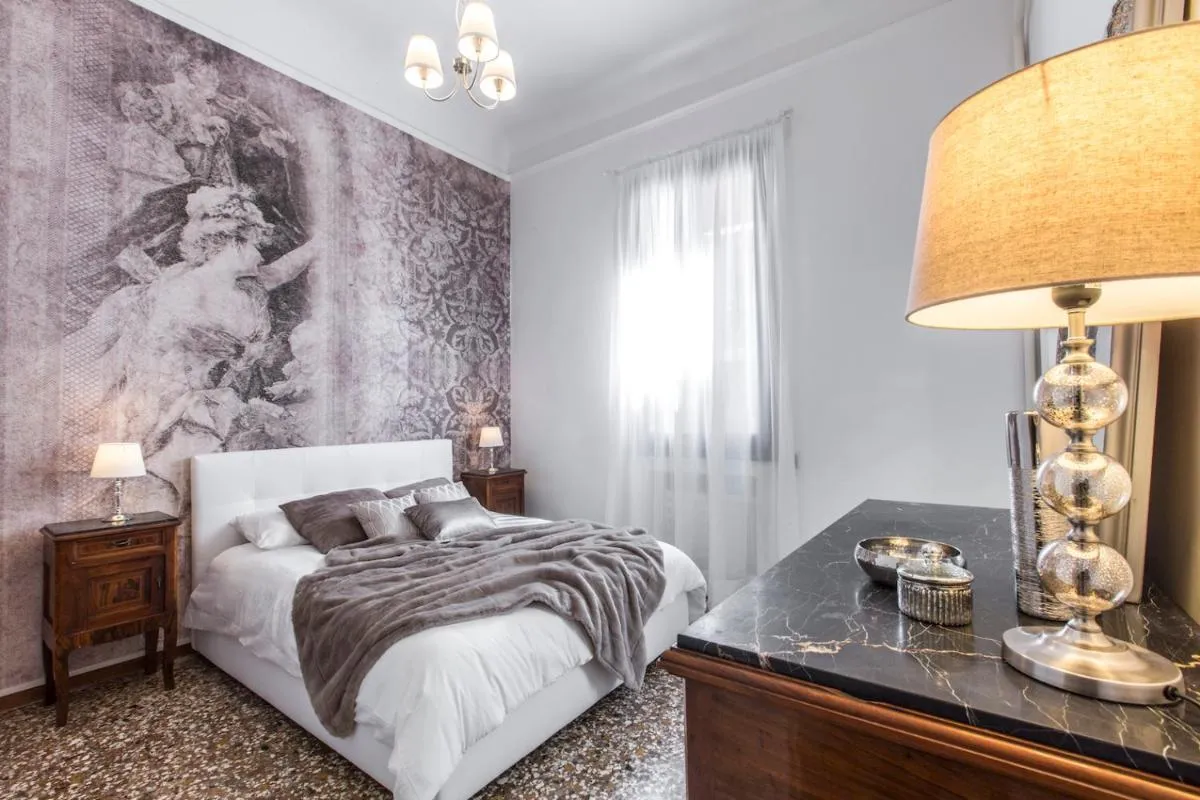 Image 6 of Rialto Design Boutique Apartment R&R