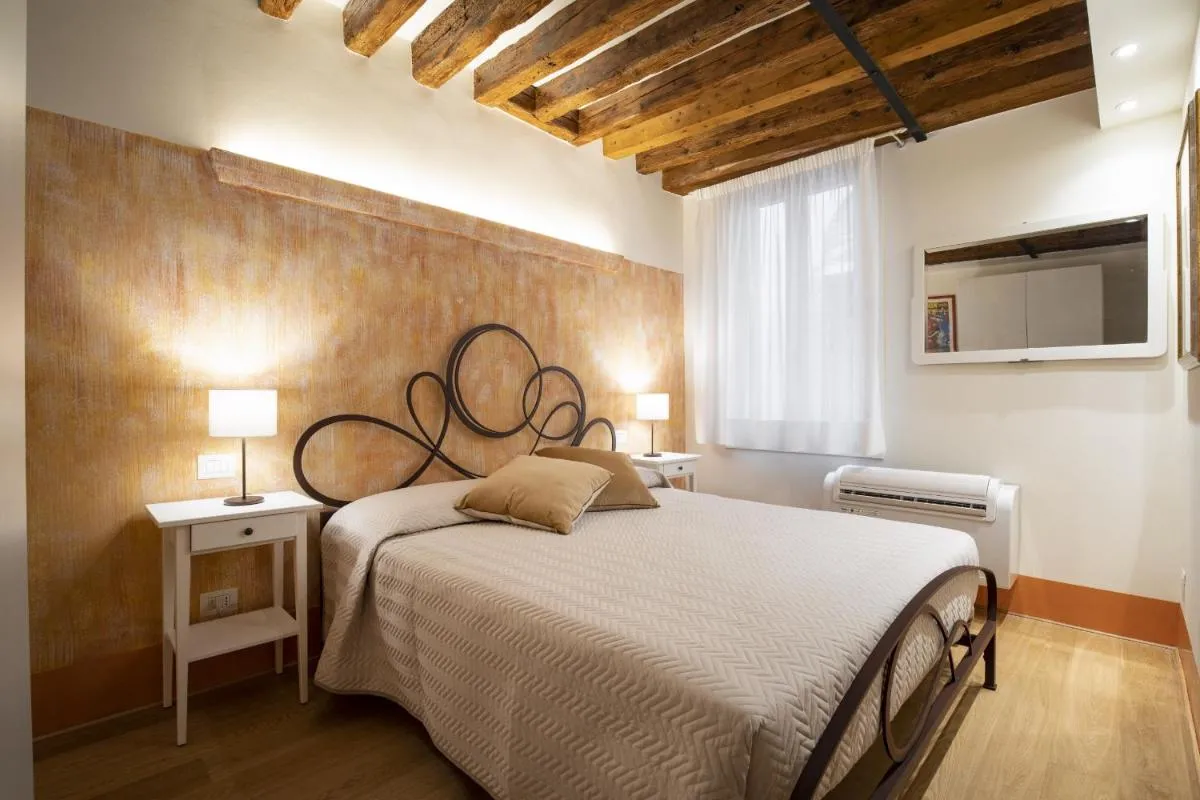 Image 1 of Rialto Sant’Aponal Prestige by Wonderful Italy