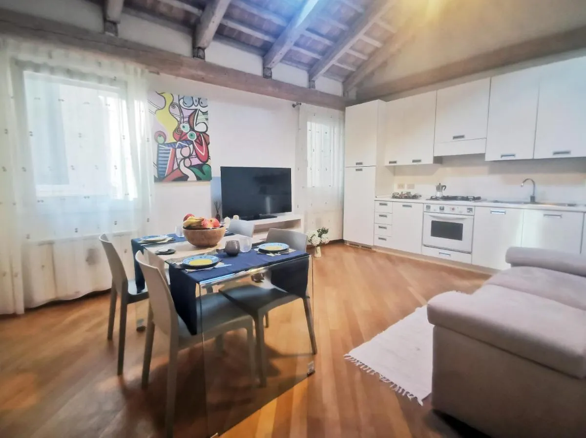 Image 1 of Romantic Sky Apartment