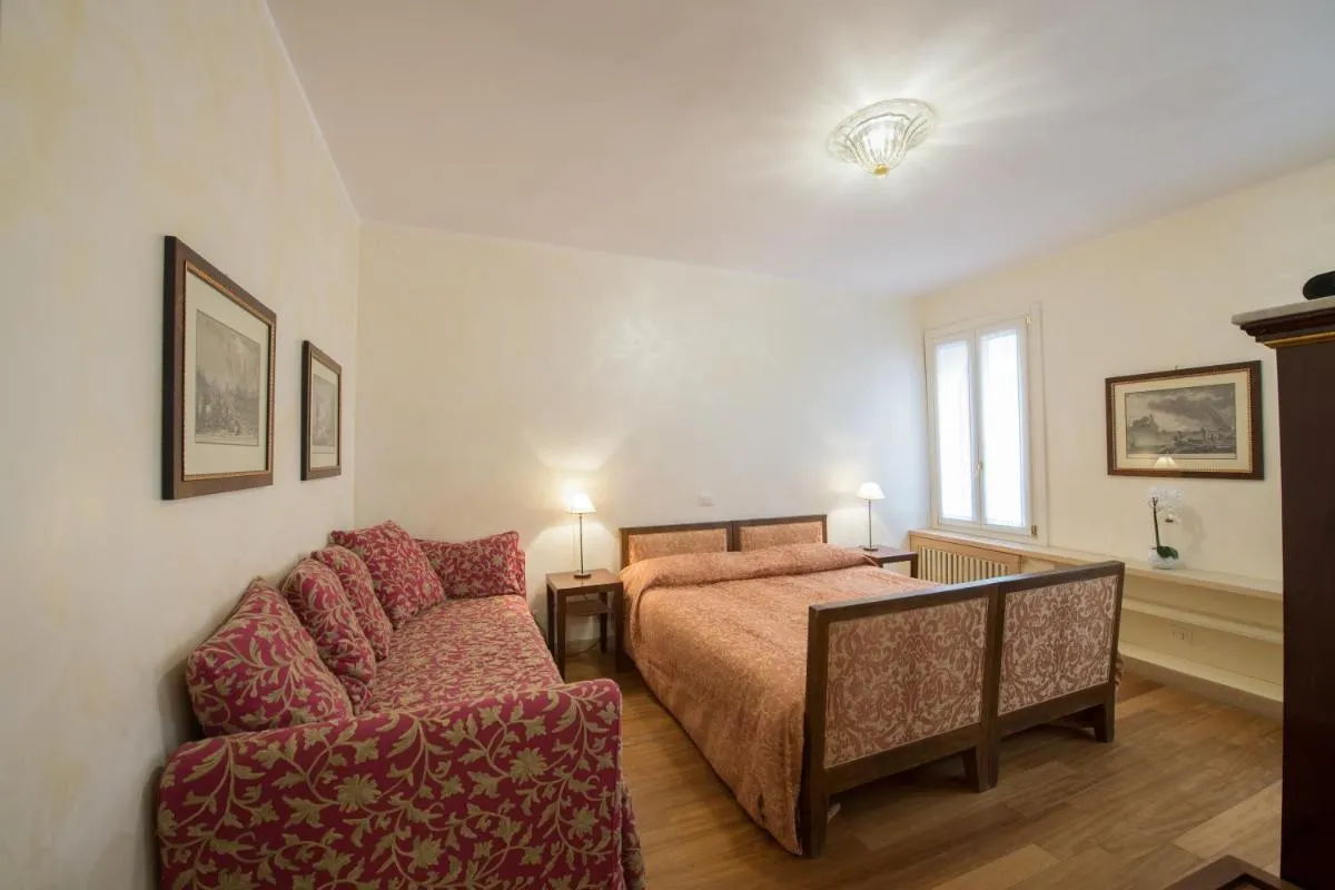 Image 5 of Romantic Suite San Marco