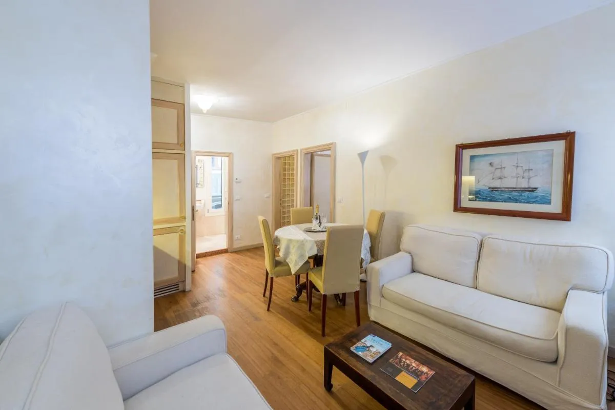 Image 3 of Romantic Suite San Marco
