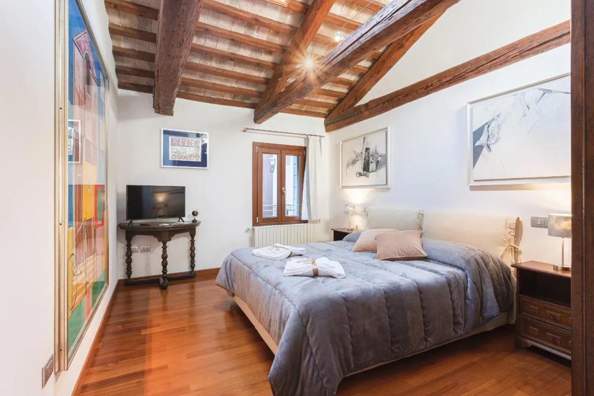 Image 6 of San Marco Luxury Loft with Terrace