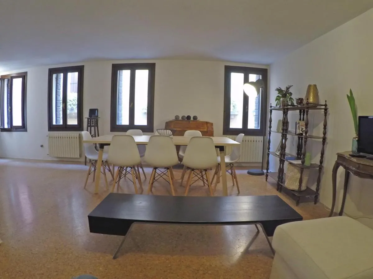 Image 3 of San Polo Family Apartment