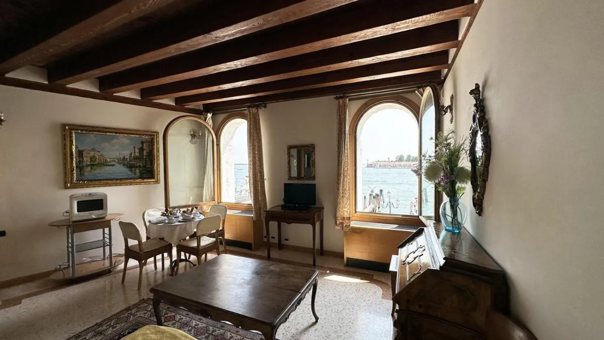 Image 4 of San Simeon Apartments