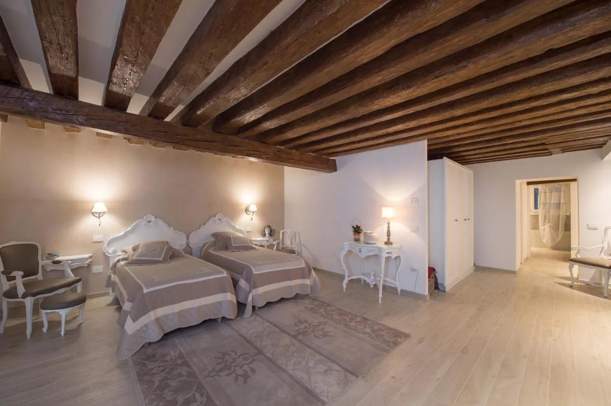 Image 3 of Savoia e jolanda Apartments