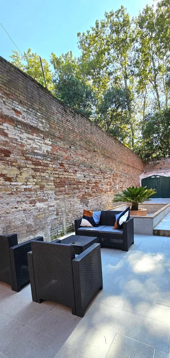 Image 5 of Small Villa with private Garden