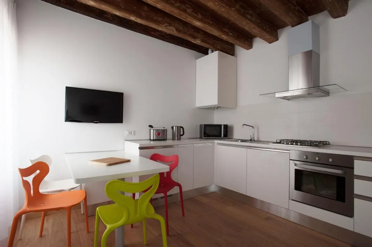 Image 6 of The Lion’s House APT1
