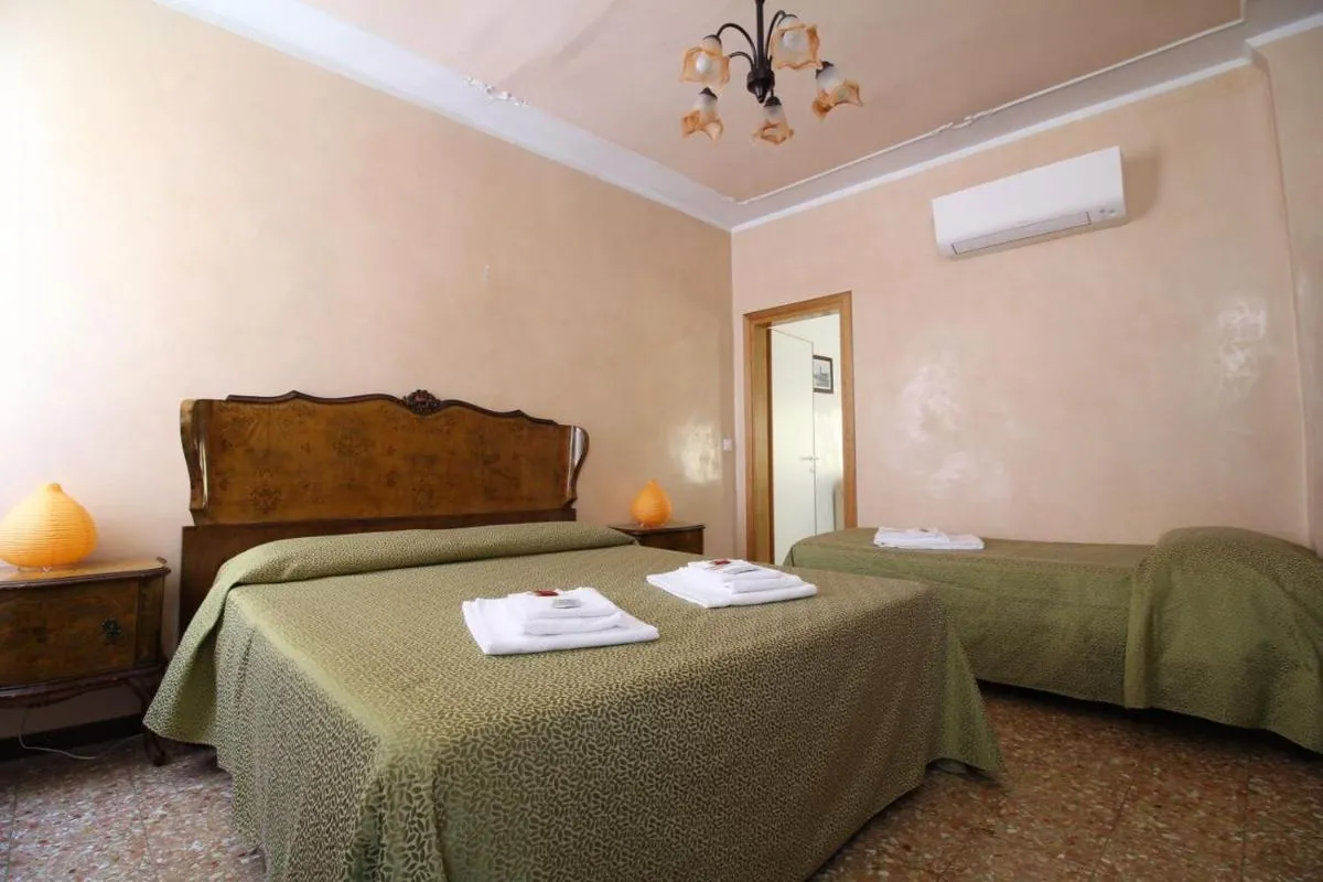 Image 1 of Veneziacentopercento Arsenale Apartment