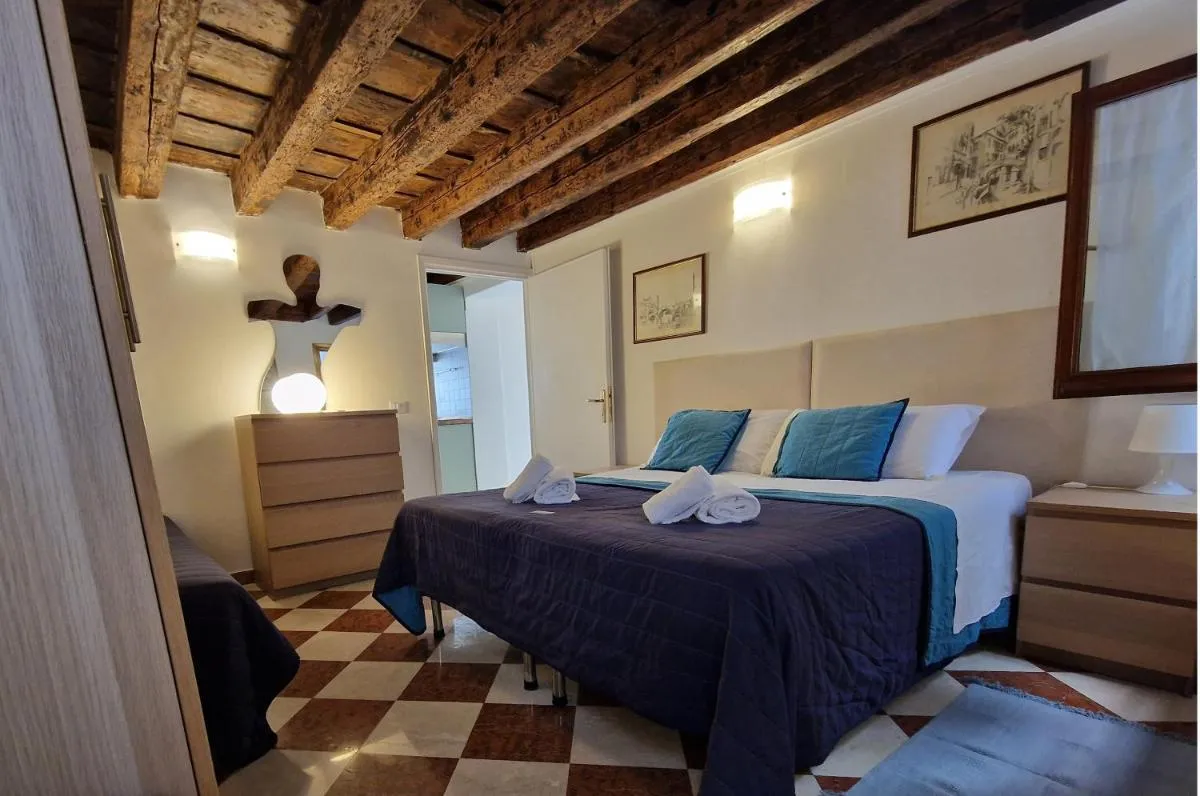 Image 5 of Veneziacentopercento Nicoli Apartment