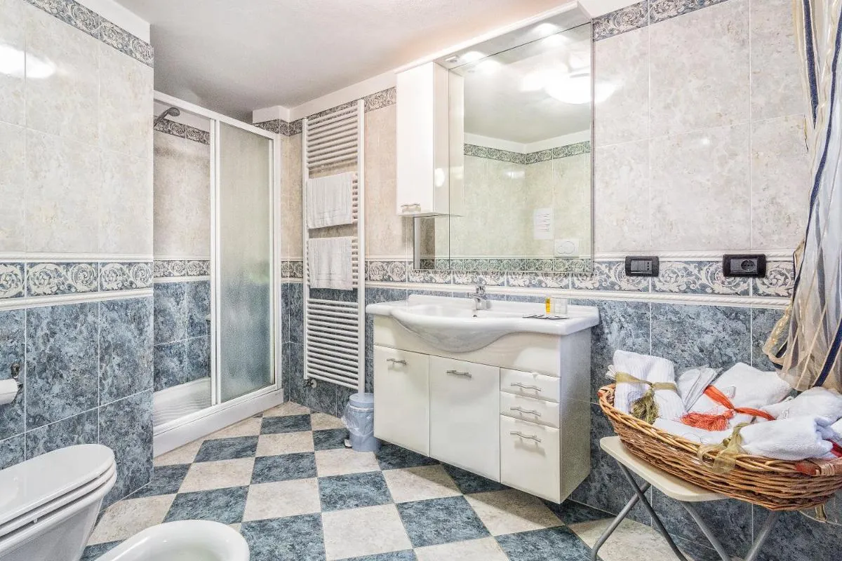 Image 2 of Venice Dream House