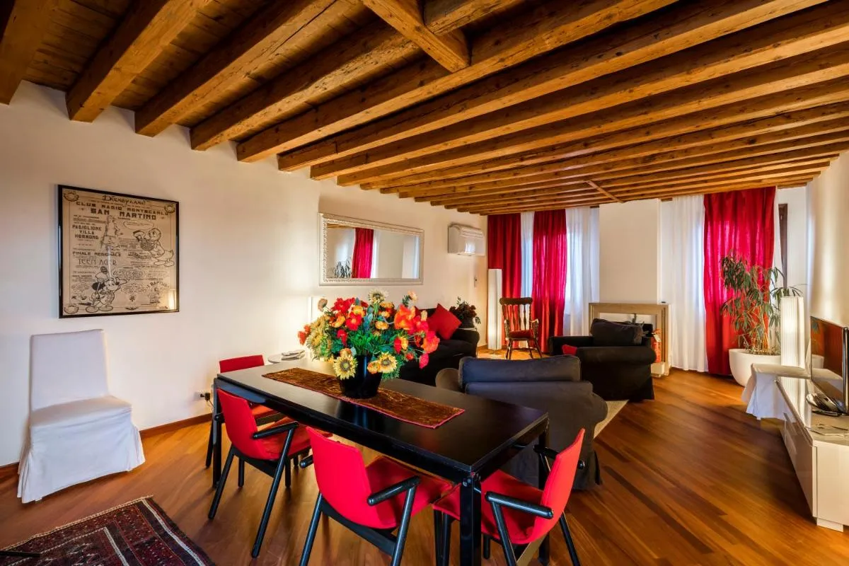 Image 6 of Venice Heaven Apartments Ca Giulia with Private Living Terrace on Last Floor no LIFT