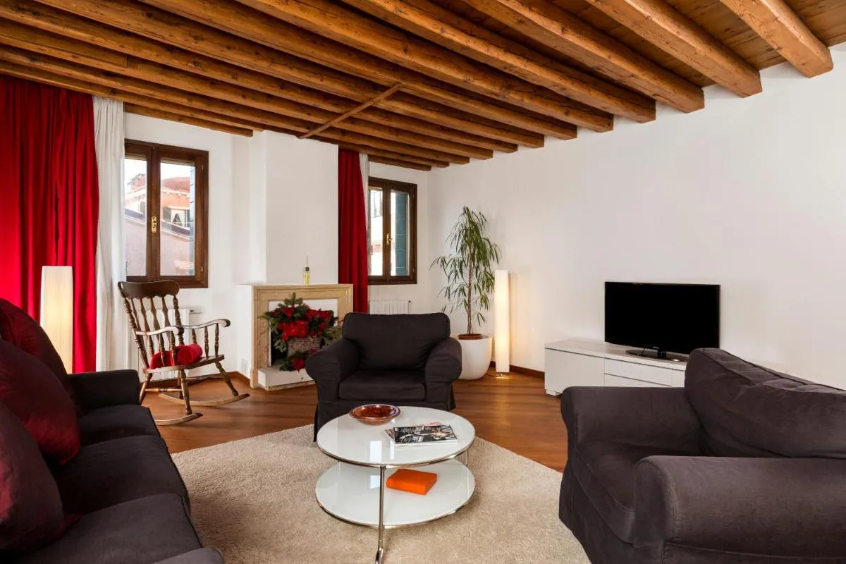 Image 4 of Venice Heaven Apartments Ca Giulia with Private Living Terrace on Last Floor no LIFT