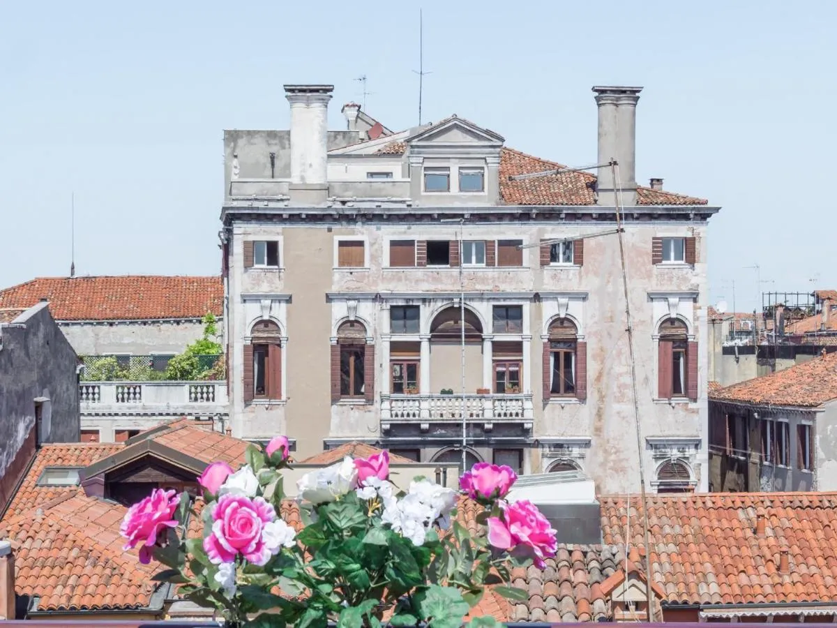 Image 2 of Venice Palace Tintoretto by Wonderful Italy