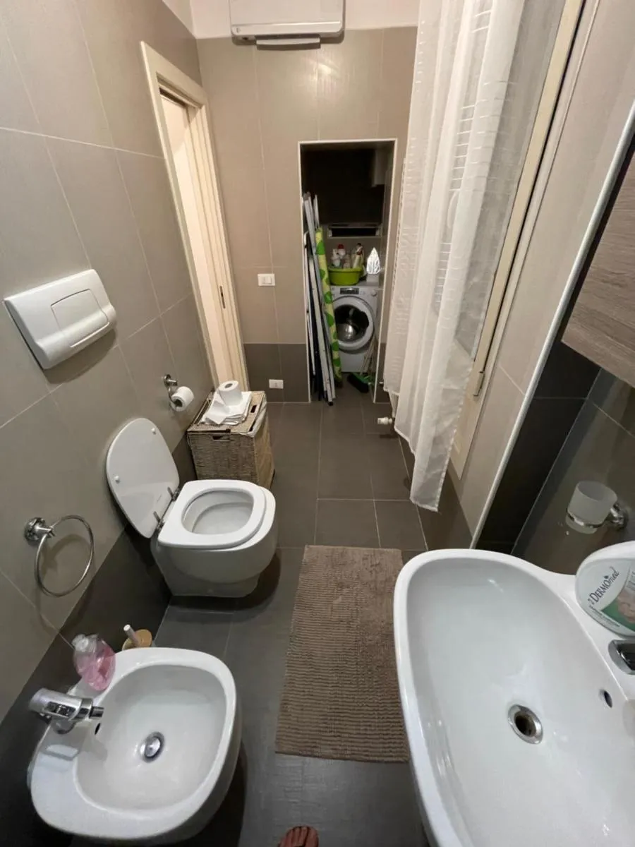 Image 2 of casa in venezia 2019