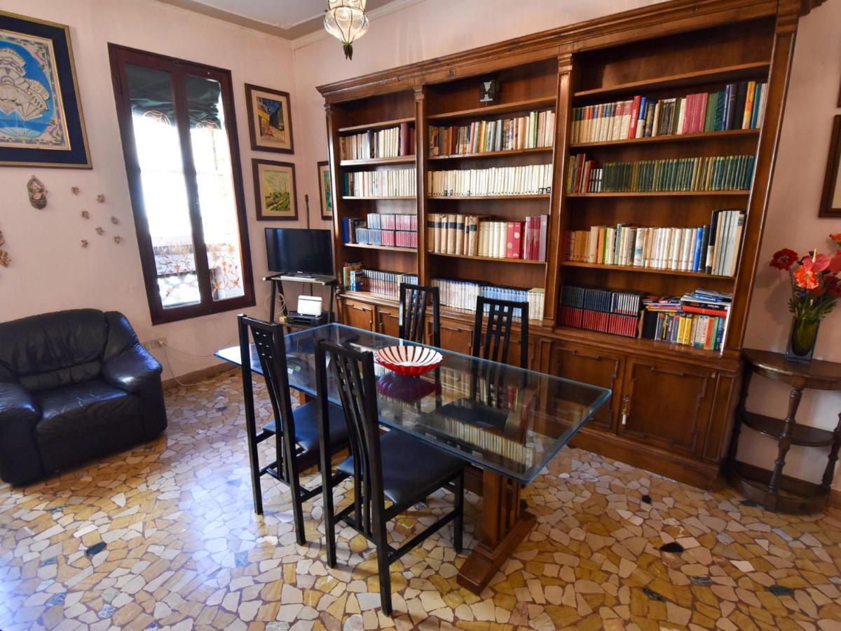 Image 5 of Apartment Piano Nobile by Interhome
