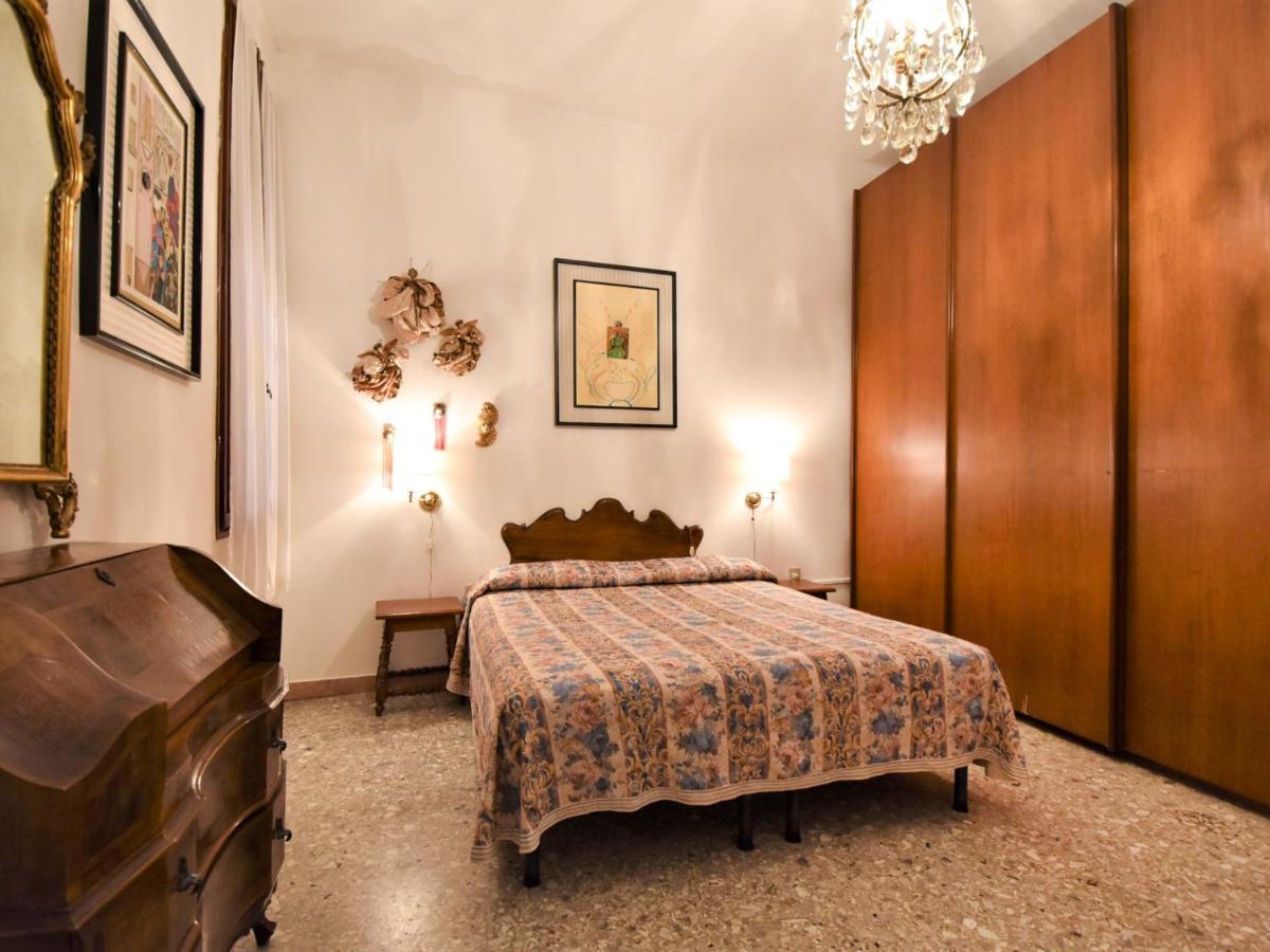 Image 3 of Apartment Piano Nobile by Interhome