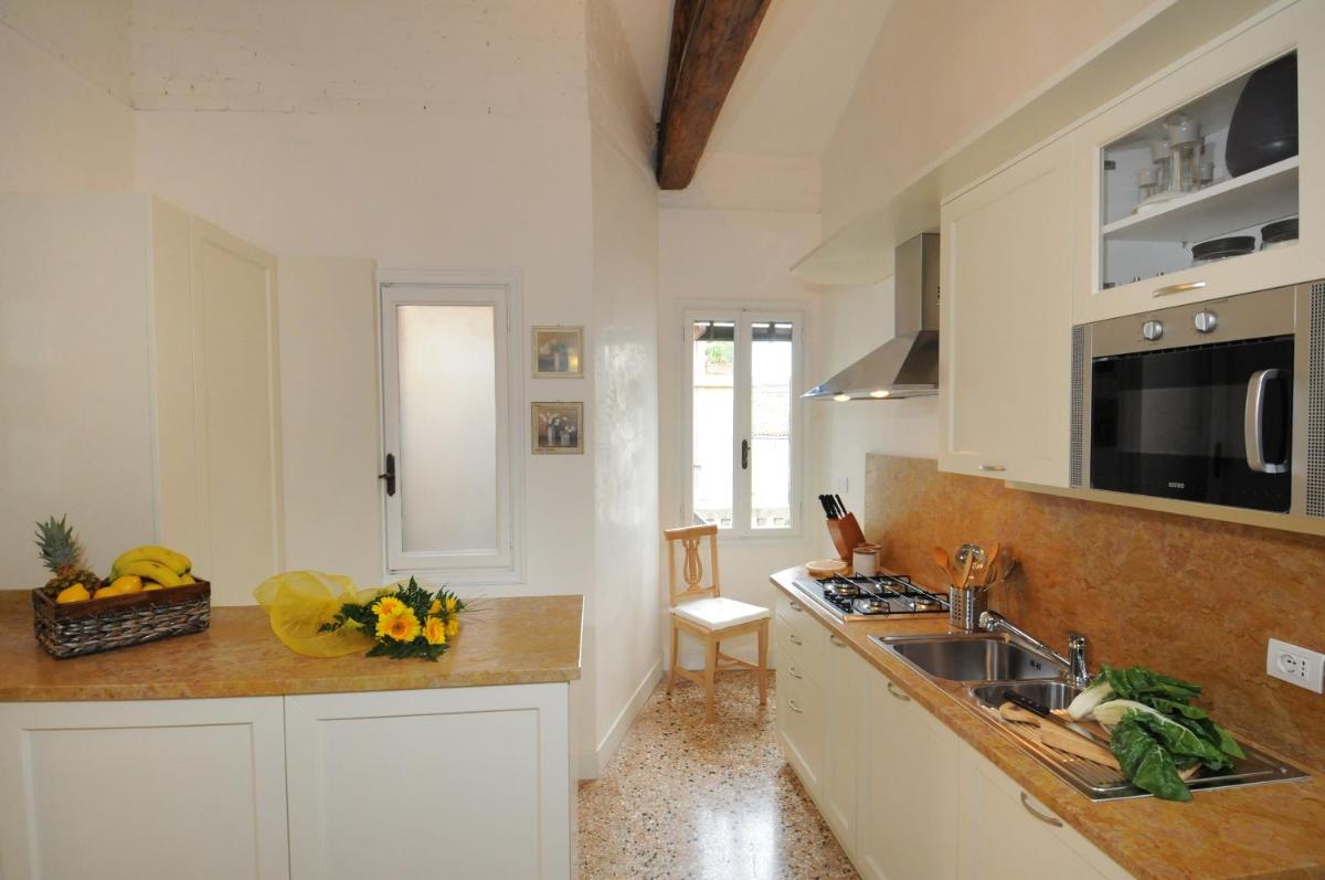 Image 5 of Ca’ Dell’Artista Apartment with Terrace
