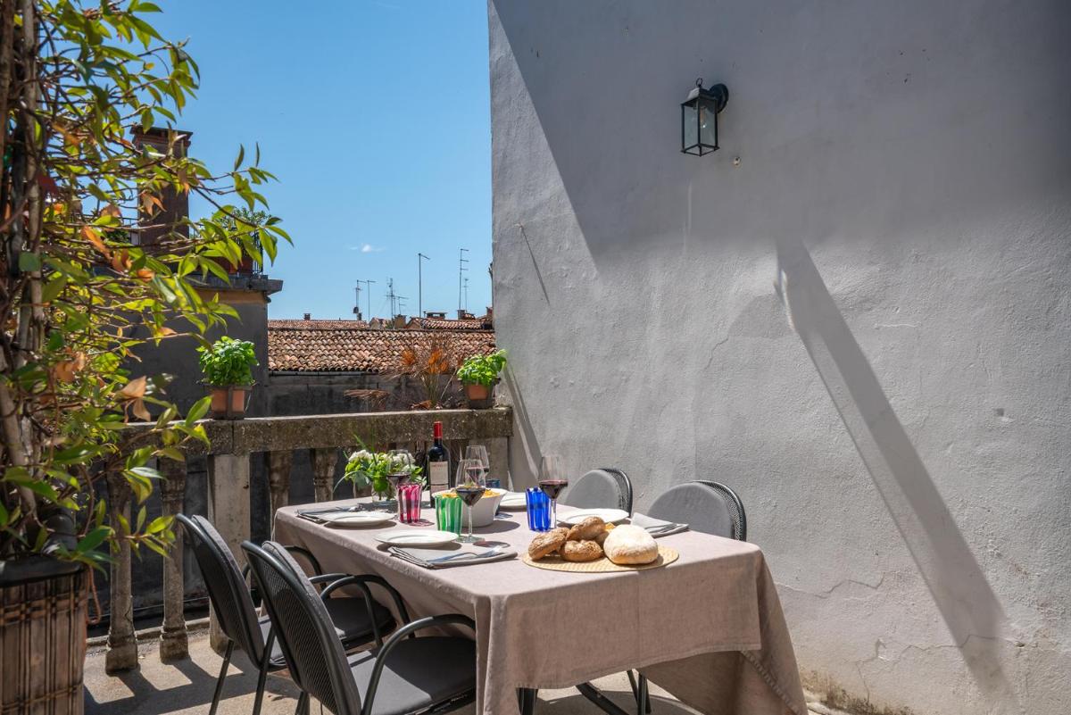 Image 2 of Ca’ Dell’Artista Apartment with Terrace