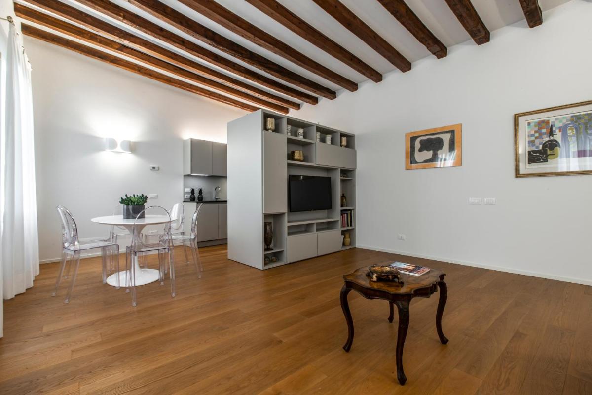 Image 4 of Ca’ Delle Acque Deluxe Apartment R&R
