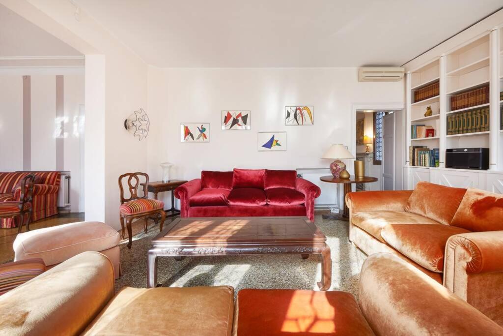 Image 4 of Ca’ Fenice, charming apartment in San Marco, sleep 7