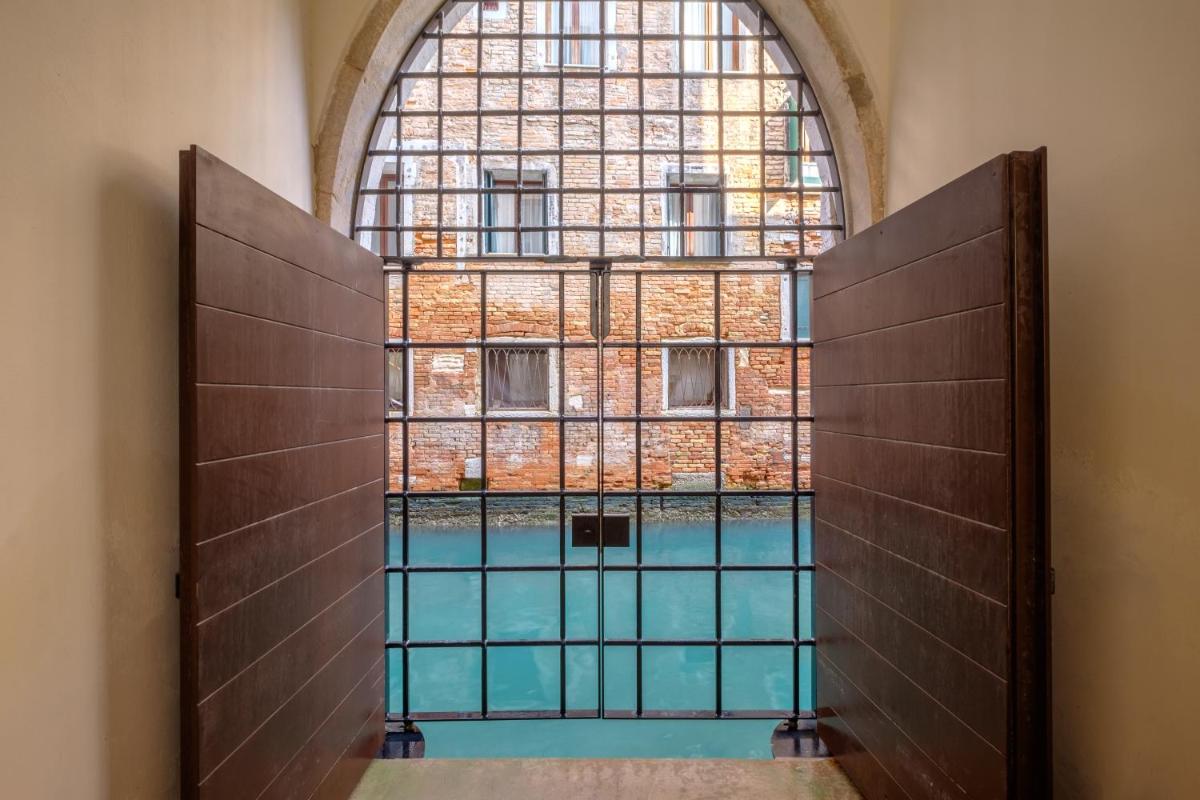 Image 3 of Ca’ Moro Murano