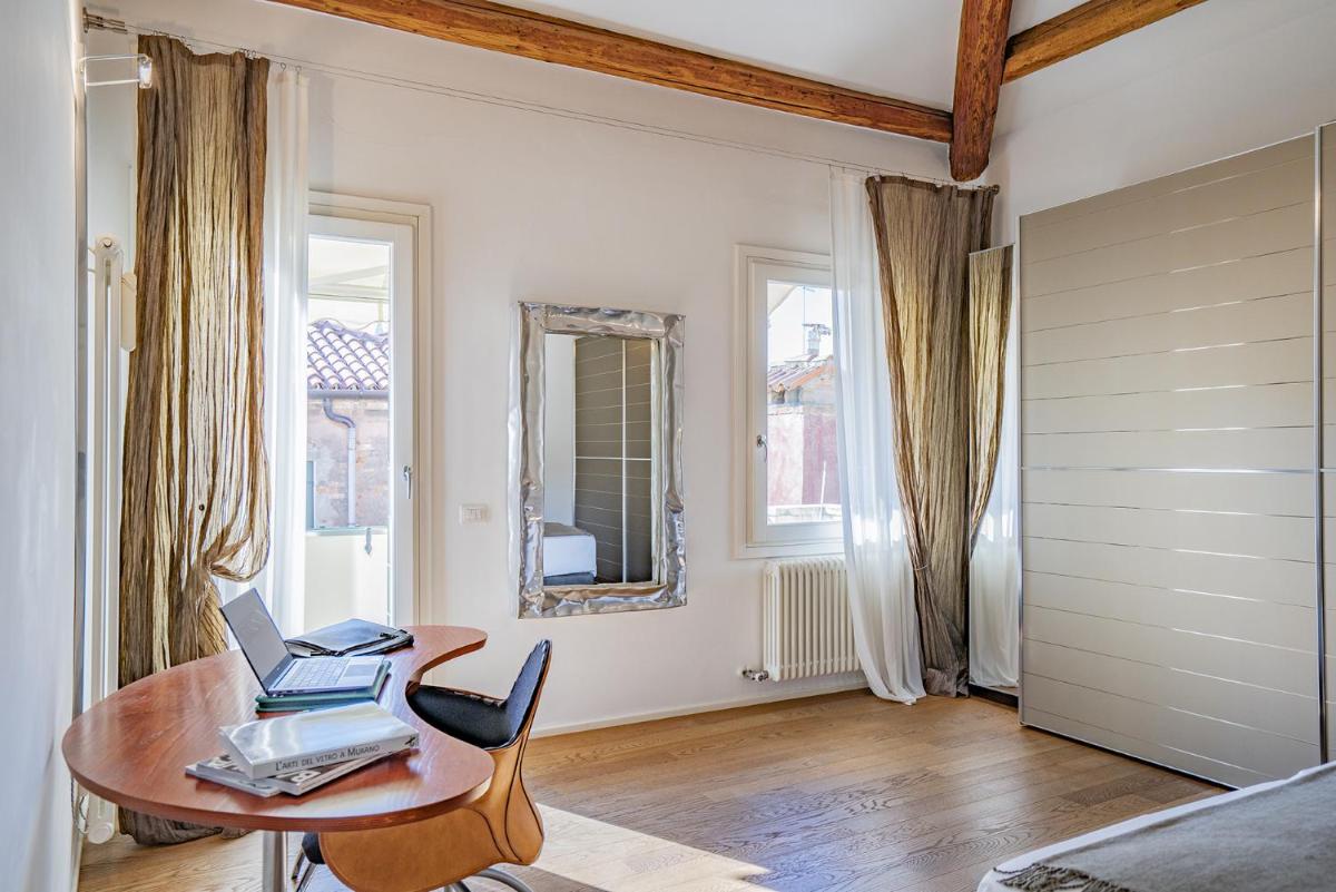 Image 1 of Colleoni Apartment with 2 Superb Terraces