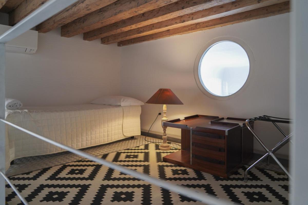 Image 1 of Family apartment with Terrace Venice Historical Center