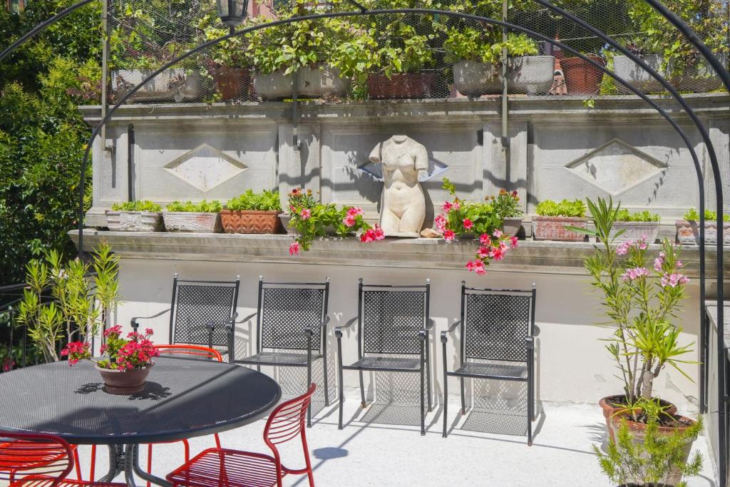 Image of Family apartment with Terrace Venice Historical Center