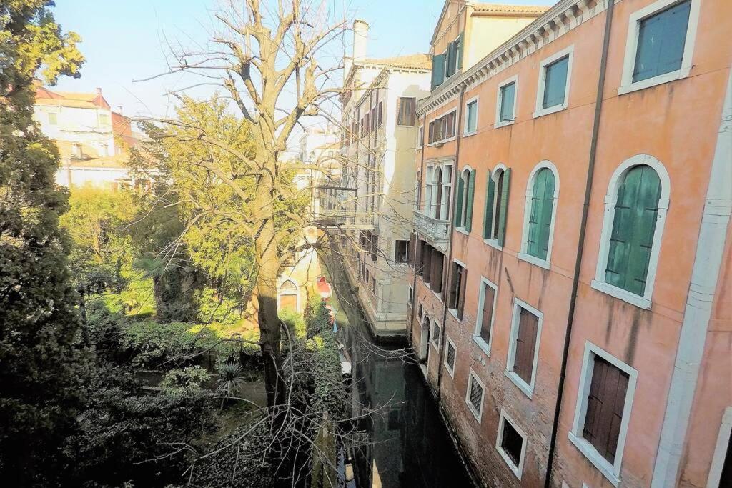 Image 4 of Favola a Venezia