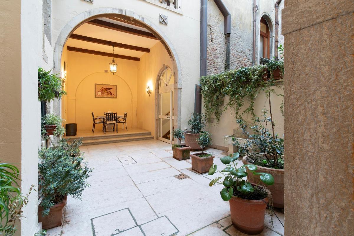 Image 1 of Fortuny3967 Suites & Wine