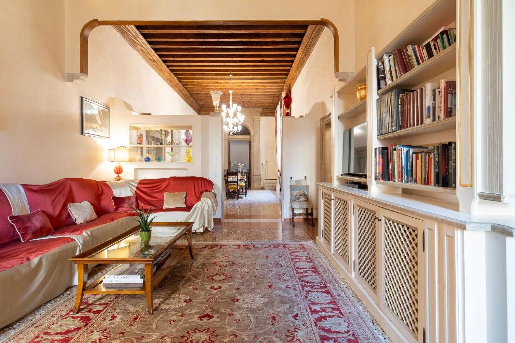 Image of Fortuny3967 Suites & Wine